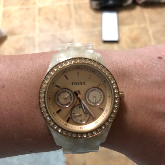 Fossil Women’s Watch - Picture 2 of 3